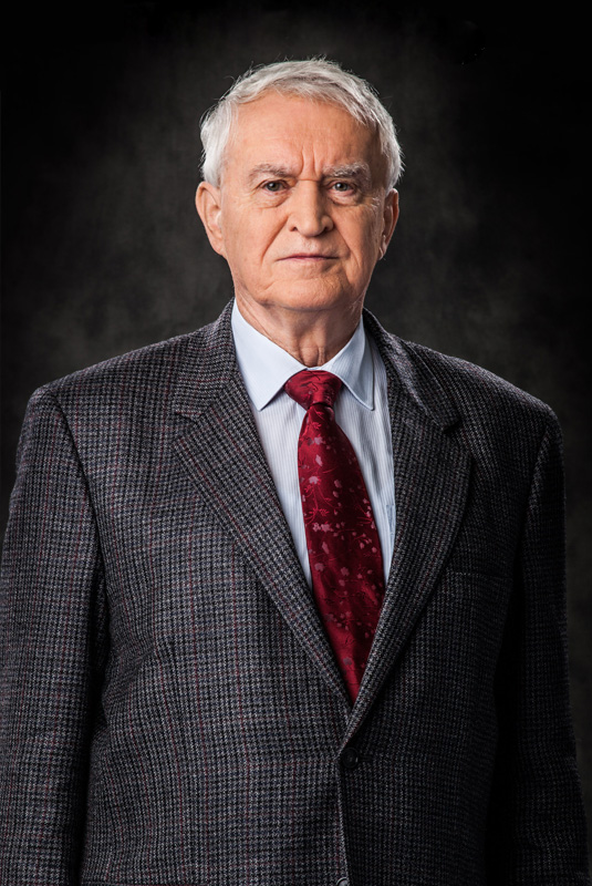 Prof. Jerzy Kozak