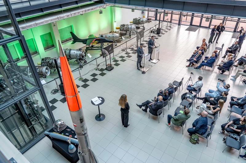 konferencja, spotkanie w centrum badawczym